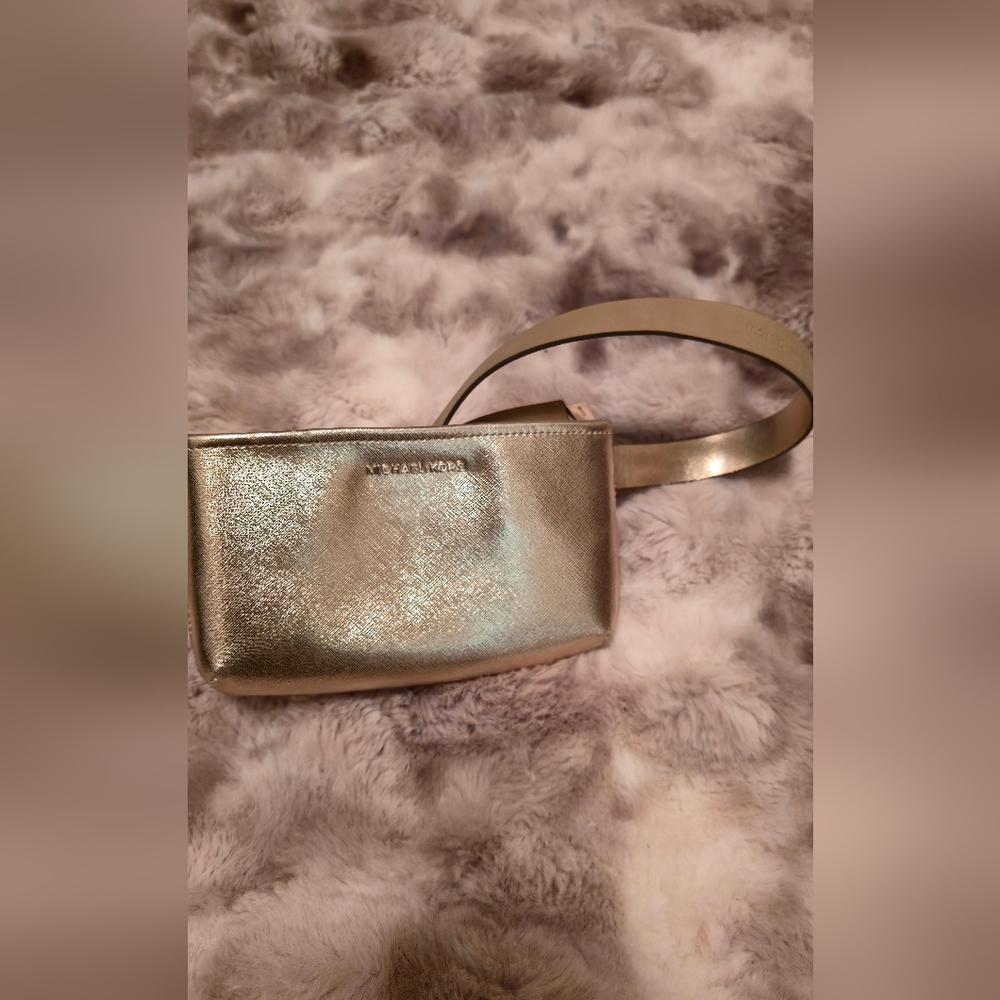Michael Kors | Adjustable Belt Bag FANNY PACK - Gold | NEW WITHOUT TAGS NO CHARM - Picture 4 of 7